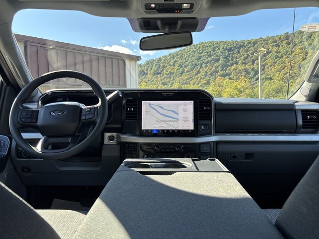 2027 Ford Super Duty F-350 DRW