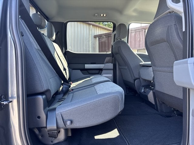 2027 Ford Super Duty F-350 DRW