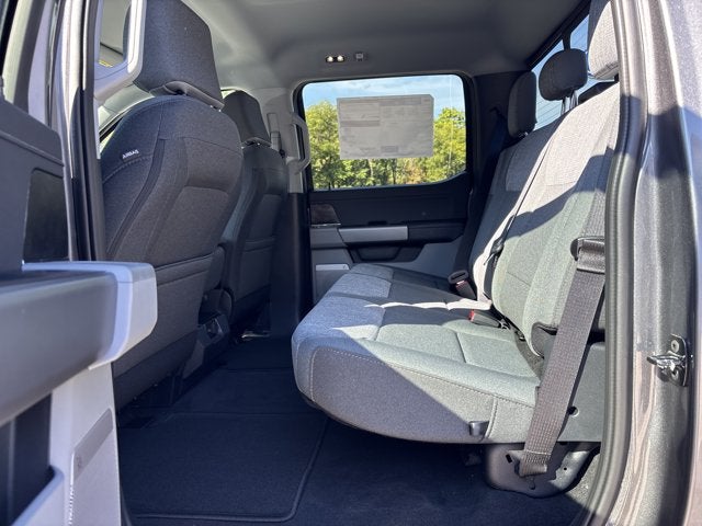 2027 Ford Super Duty F-350 DRW