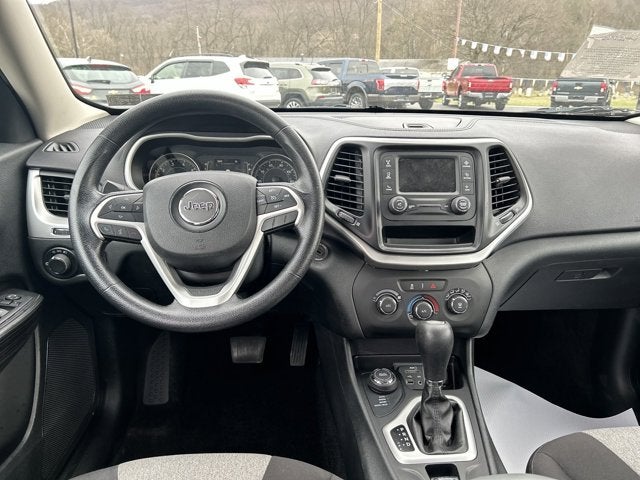 2014 Jeep Cherokee Sport