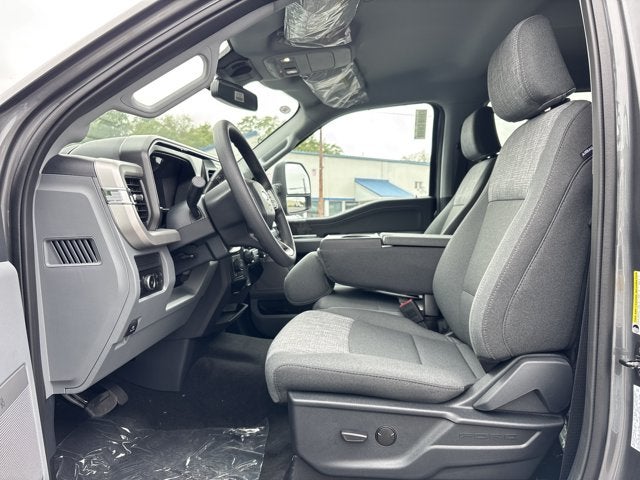 2027 Ford Super Duty F-350 SRW