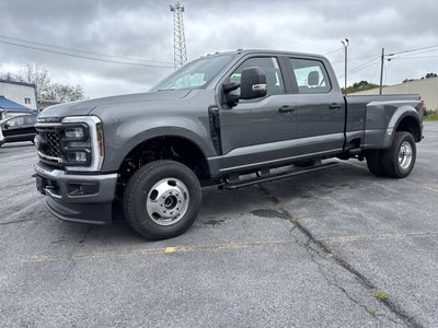 2027 Ford Super Duty F-350 DRW
