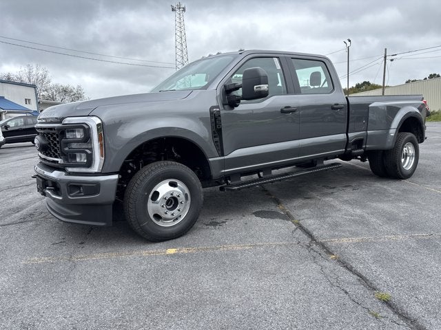 2027 Ford Super Duty F-350 DRW