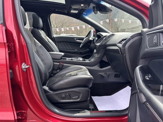 2020 Ford Edge ST
