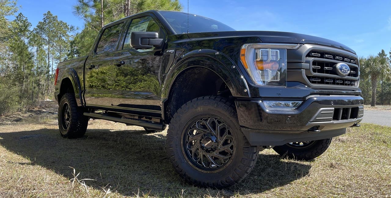 Ford 150 Signature Edition 10