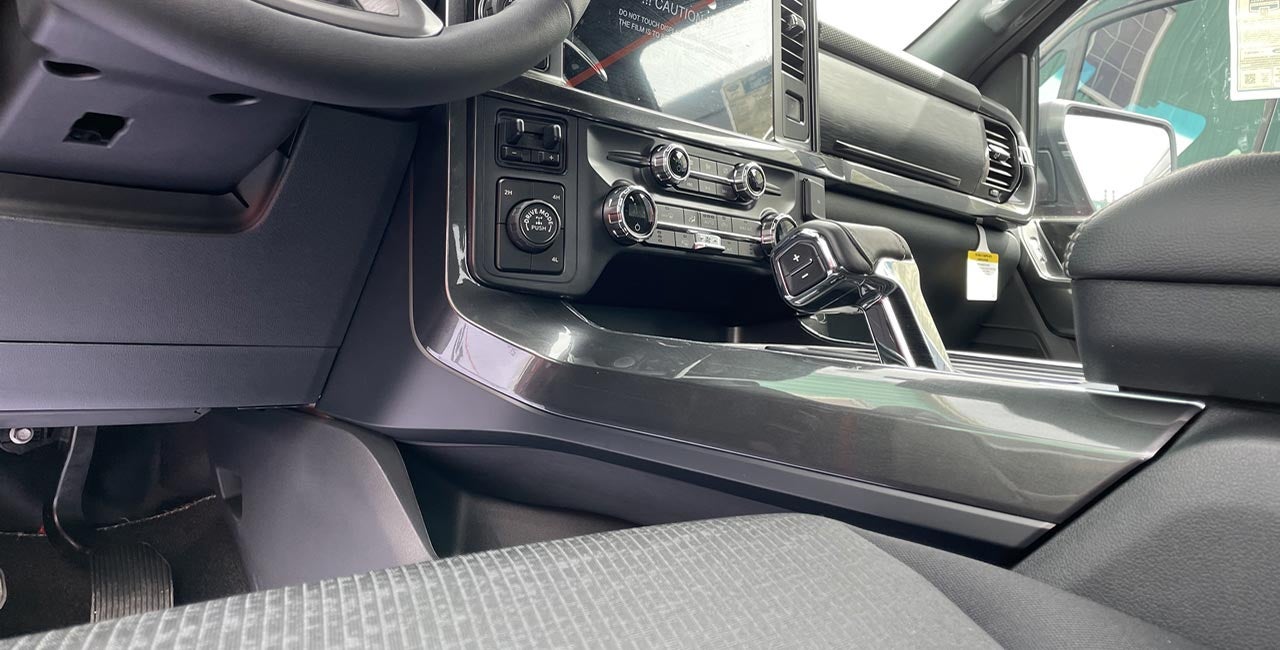 Ford 150 Signature Edition 17