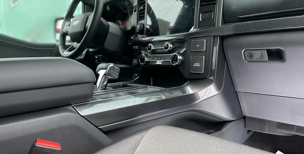 Ford 150 Signature Edition 19